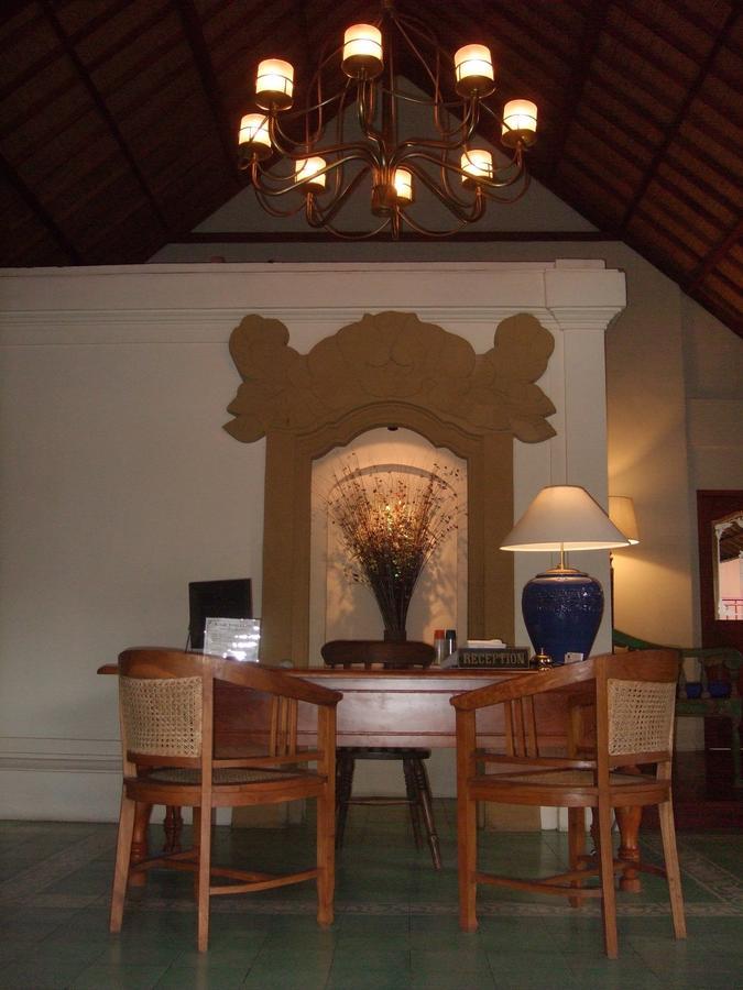 Strawberry Hill Hotel & Restaurant Bedugul  Exterior photo