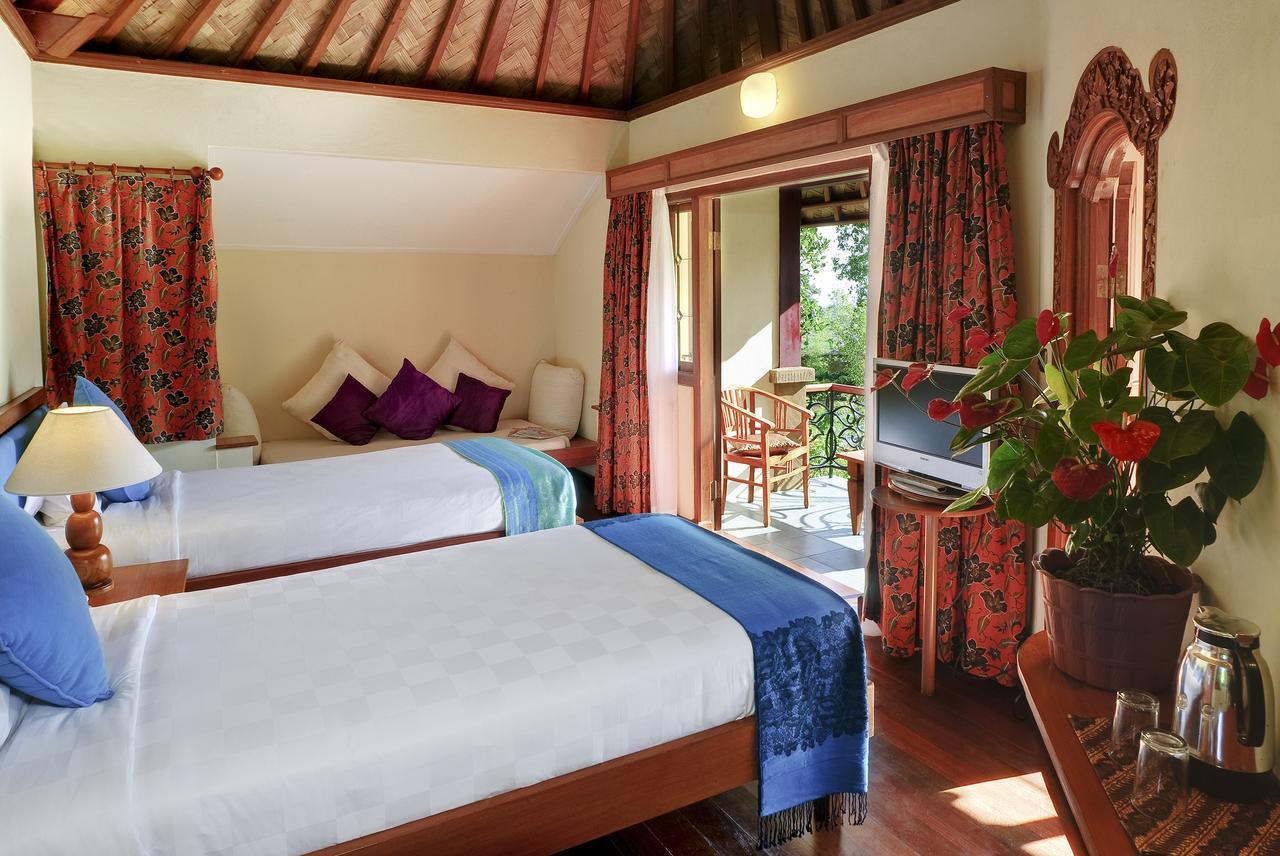 Strawberry Hill Hotel & Restaurant Bedugul  Exterior photo